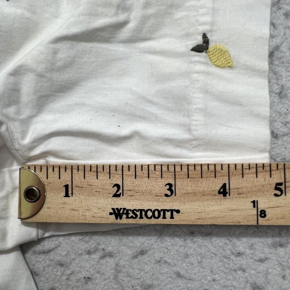 St. John's Bay Women's 14 White Yellow Lemon Pattern 5" Inseam Flat Front Shorts - Picture 12 of 12